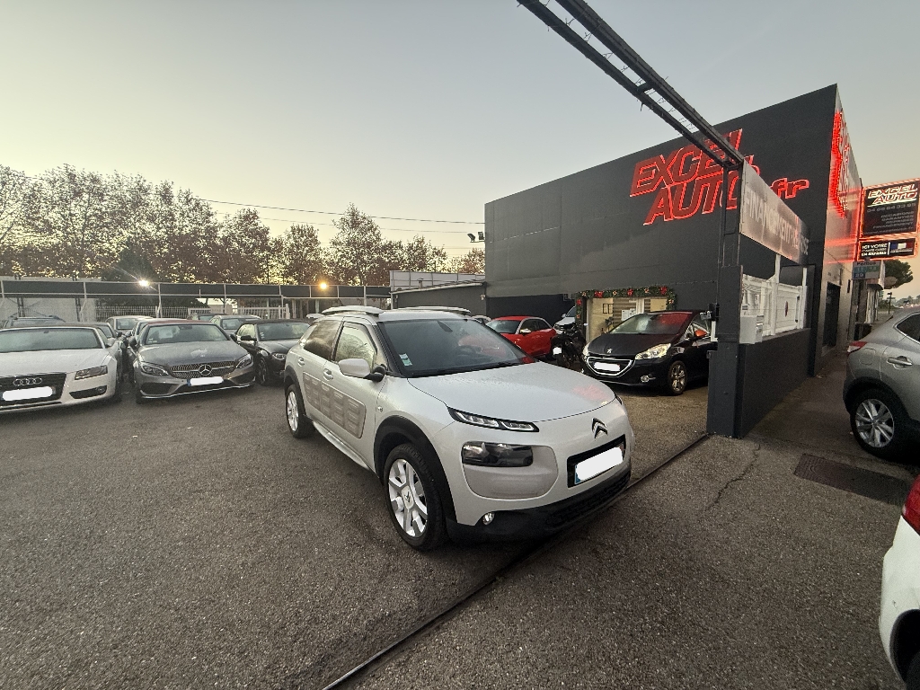 CITROEN – C4 CACTUS – Tout-Terrain – Essence sans plomb – Blanc