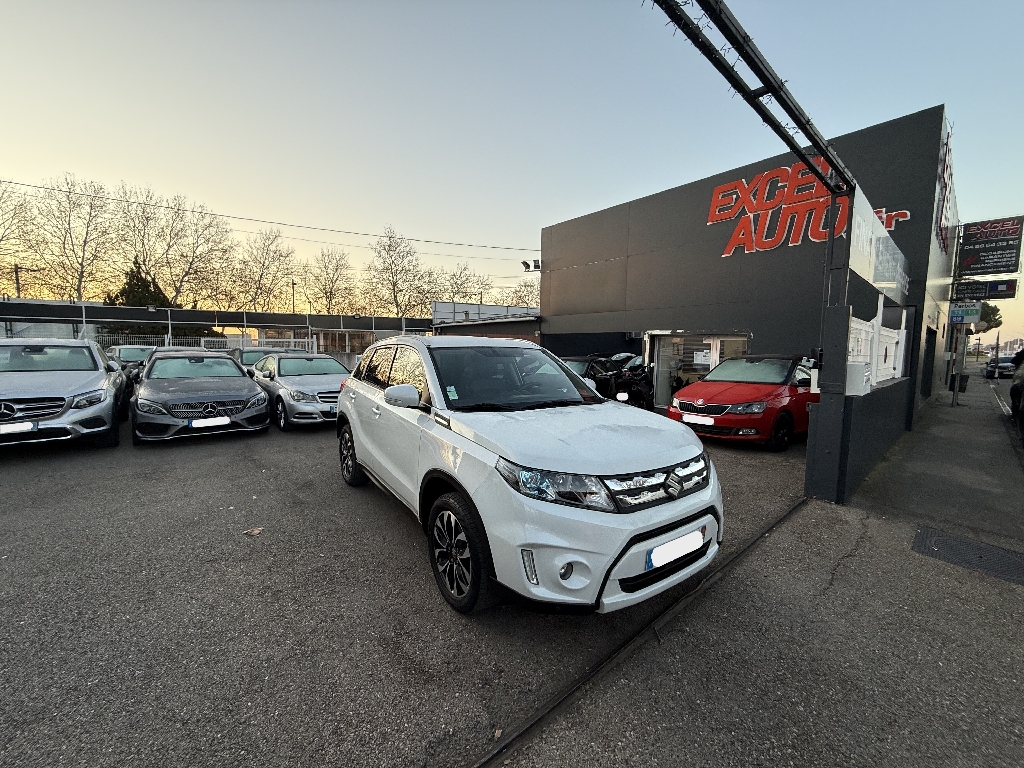 SUZUKI – VITARA – Tout-Terrain – Essence sans plomb – Blanc